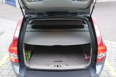 Volvo V50 2.5 T5 Summum — Break robuste, 89 000 km, moteur 5-cylindres régénéré — Miniature 15