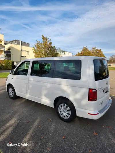 VW T6 2.0 TDI 150 Liberty Multivan — Monospace 7 places, diesel économique, sans sinistre — interior