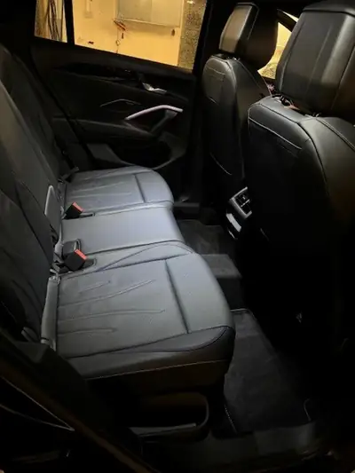 VW Tiguan 1.5 TSI PHEV R-Line — SUV hybride rechargeable, 28'000 km seulement — Seitenansicht