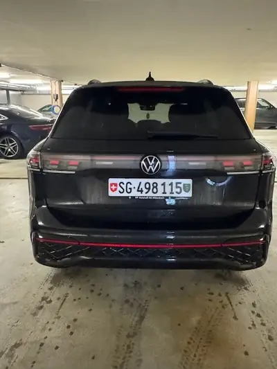 VW Tiguan 1.5 TSI PHEV R-Line — SUV hybride rechargeable, 28'000 km seulement — Miniatur 9