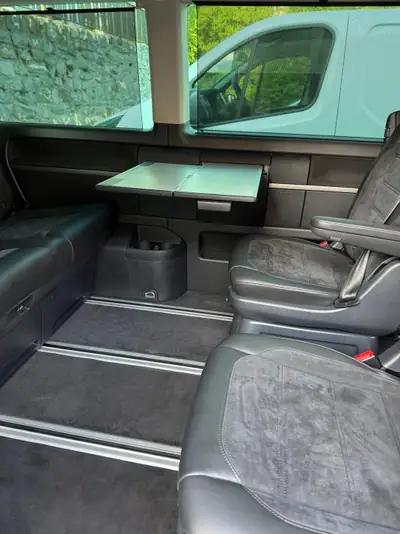 VW T6 Multivan Generation Six — Monospace 7 places diesel, 221'000 km — Miniature 10