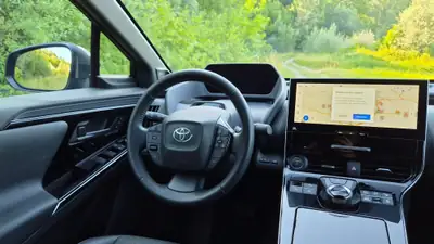 Toyota BZ4X Premium AWD — SUV électrique performant, seulement 23 000 km — detail
