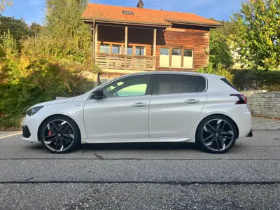 Peugeot 308 1.6 PureTech GTi — Sportivité et efficacité énergétique — Innenraum
