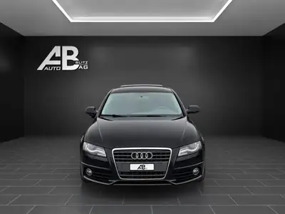 Audi A4 Limousine S-Line 2.0 TFSI — Berline sportive, 211 ch, équipement premium — vue extérieure