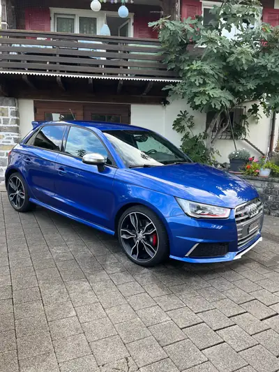 Audi S1 2.0 TFSI Quattro — Compacte sportive 231 ch, très basse kilométrage — vista esterna