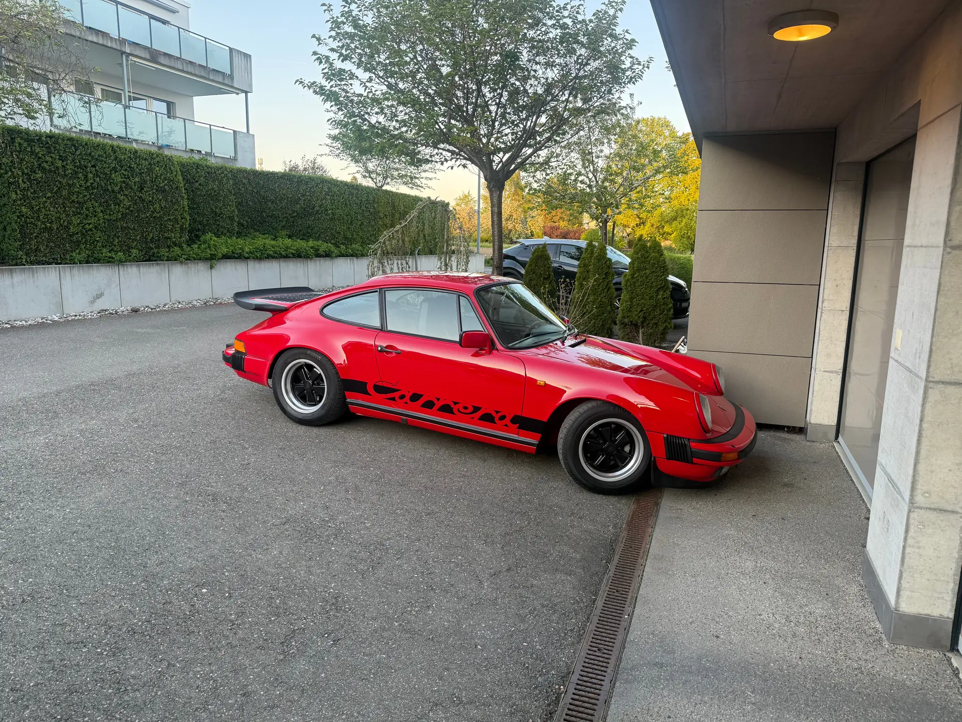 Porsche 911 Carrera 3.2 — Icône des années 1980, véhicule vétéran authentique