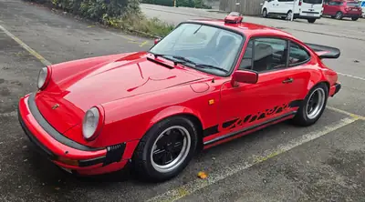 Porsche 911 Carrera 3.2 — Icône des années 1980, véhicule vétéran authentique — Miniature 16