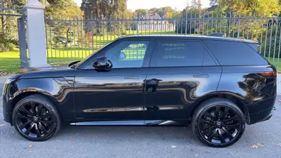 Range Rover Sport 4.4 V8 Autobiography — Puissance brute et prestige britannique — vista esterna