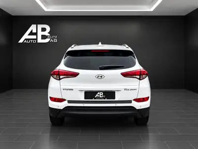 Hyundai Tucson 1.7 CRDI Origo DCT7 — SUV fiable diesel, sans sinistre — interni