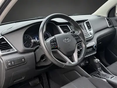 Hyundai Tucson 1.7 CRDI Origo DCT7 — SUV fiable diesel, sans sinistre — Miniatura 8