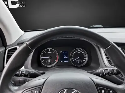 Hyundai Tucson 1.7 CRDI Origo DCT7 — SUV fiable diesel, sans sinistre — Miniatura 12