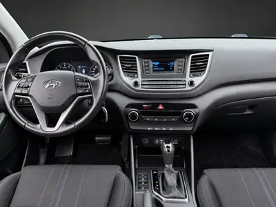 Hyundai Tucson 1.7 CRDI Origo DCT7 — SUV fiable diesel, sans sinistre — Miniatura 11