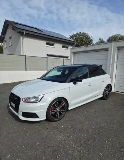 Audi S1 Sportback quattro — Citadine sportive 231 ch, origine suisse AMAG — exterior view
