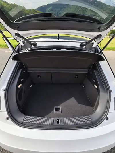 Audi S1 Sportback quattro — Citadine sportive 231 ch, origine suisse AMAG — Thumbnail 13