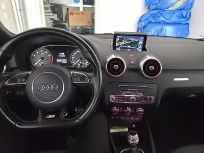 Audi S1 Sportback quattro — Citadine sportive 231 ch, origine suisse AMAG — Thumbnail 15