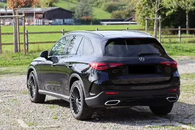 Mercedes-Benz GLC 450 d AMG Line 4MATIC — SUV premium diesel, 31 000 km seulement — côté