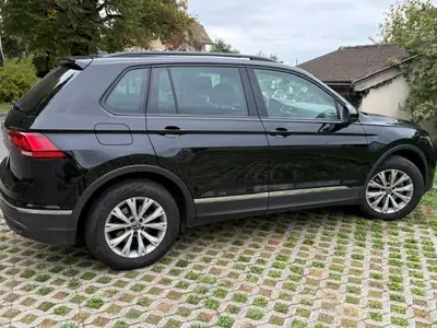 Volkswagen Tiguan 1.5 TSI DSG — SUV familial performant, 41'000 km seulement — rear view