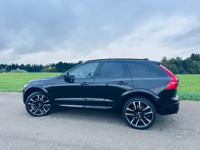 Volvo XC60 2.0 T8 TE R-Design eAWD — Hybride rechargeable premium, 85'000 km — exterior view