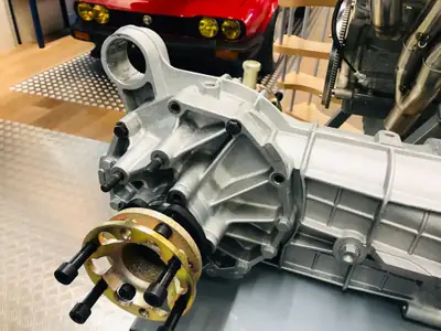 Alfa Romeo 75 1.8 Turbo — Berline sportive des années 80, entièrement restaurée — detail