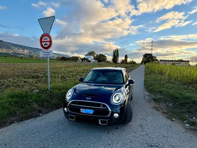 MINI Cooper S 2.0i — Compacte sportive, équipée et sans sinistre — side view