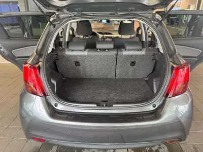 Toyota Yaris 1.33 VVT-i Trend 2015 — Citadine fiable, faible kilométrage et consommation économe — Thumbnail 9