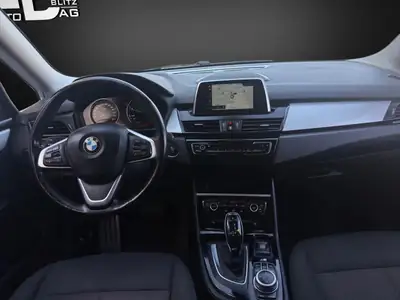 BMW 218 Gran Tourer xDrive — Monospace polyvalent, diesel efficace et traction intégrale — Miniatura 11