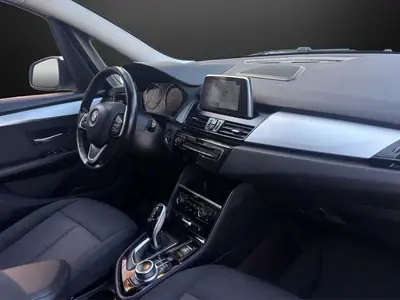 BMW 218 Gran Tourer xDrive — Monospace polyvalent, diesel efficace et traction intégrale — Miniatura 10