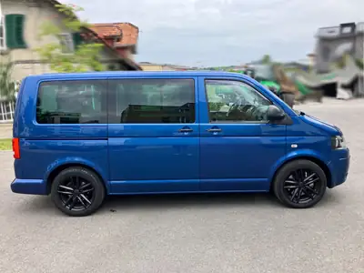 VW T5 2.0 TDI 140 4motion — Van polyvalent, 7 places, traction intégrale — Thumbnail 7