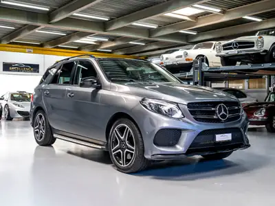 Mercedes-Benz GLE 43 AMG 4Matic — SUV haute performance, full options, garantie incluse — arrière