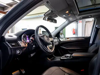 Mercedes-Benz GLE 43 AMG 4Matic — SUV haute performance, full options, garantie incluse — Miniature 14