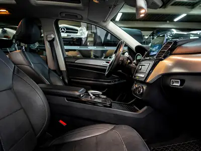 Mercedes-Benz GLE 43 AMG 4Matic — SUV haute performance, full options, garantie incluse — Miniature 26