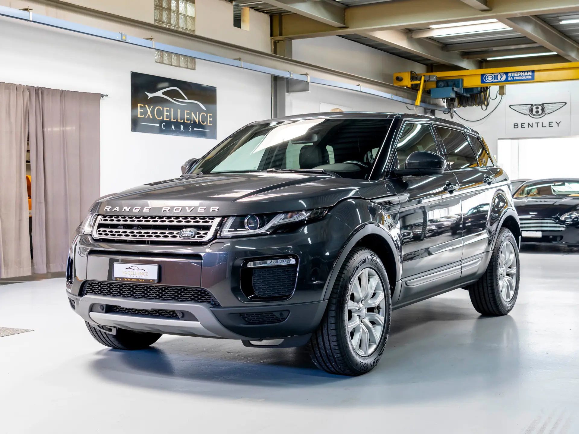 Land Rover Range Rover Evoque 2.0 Si4 — SUV premium 4x4, état impeccable, 79'900 km