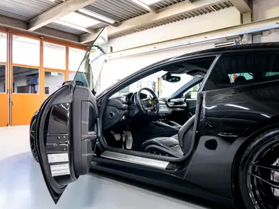 Ferrari GTC 4 Lusso 2016 — Grand Turismo 690 ch, jantes concaver et suspension abaissée — Miniatur 18