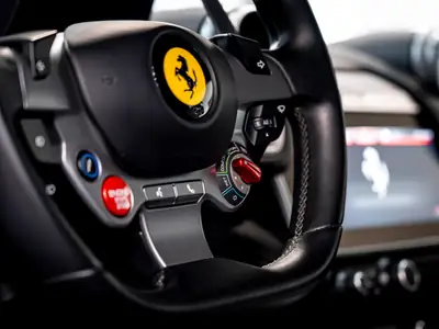 Ferrari GTC 4 Lusso 2016 — Grand Turismo 690 ch, jantes concaver et suspension abaissée — Miniatur 16