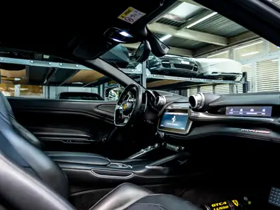 Ferrari GTC 4 Lusso 2016 — Grand Turismo 690 ch, jantes concaver et suspension abaissée — Miniatur 24