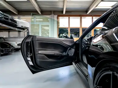 Ferrari GTC 4 Lusso 2016 — Grand Turismo 690 ch, jantes concaver et suspension abaissée — Miniatur 22