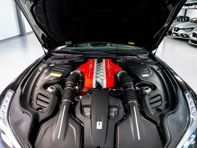 Ferrari GTC 4 Lusso 2016 — Grand Turismo 690 ch, jantes concaver et suspension abaissée — Miniatur 31