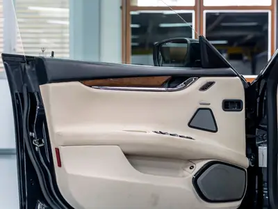 Maserati Quattroporte 3.8 V8 Biturbo GTS — Berline sportive italienne, 530 ch, sans accident — Miniatur 18