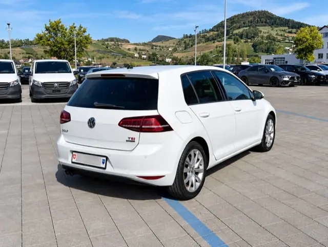 Volkswagen Golf 2014 occasion Frick — 3