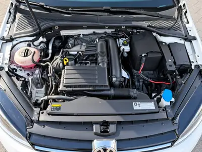 VW Golf 1.4 TSI 140 Highline — Compacte fiable, entretien impeccable — Thumbnail 9