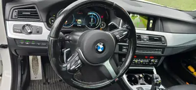 BMW M550d xDrive 2016 — Break de prestige diesel, 381 ch et transmission intégrale — Innenraum