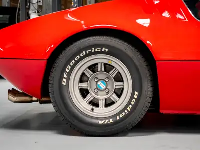 De Tomaso Mangusta 1969 — Légendaire coupé sport, 1 sur 401, état exceptionnel — Miniatur 12