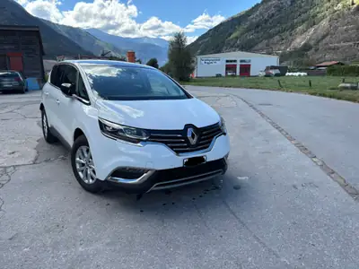Renault Espace 1.6 dCi Intens — Monospace familial fiable, 165 600 km — exterior view