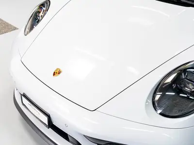 Porsche 911 Carrera GTS 2024 — Chef-d'œuvre sportif, moins de 10 000 km — Miniature 29