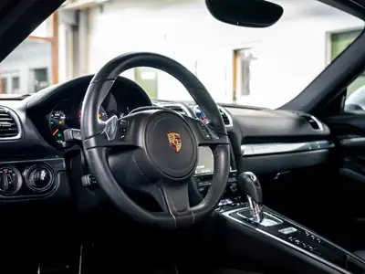 Porsche 718 Cayman S 3.4 PDK — Coupé sportif affûté, 52'000 km seulement — Miniature 15
