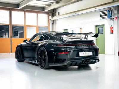 Porsche 911 Carrera GT3 PDK 2025 — Légendaire sportive avec Pack Weissach, 10'900 km seulement — Miniature 8