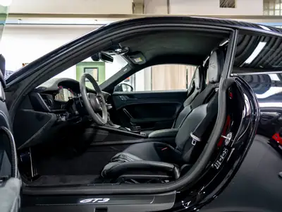 Porsche 911 Carrera GT3 PDK 2025 — Légendaire sportive avec Pack Weissach, 10'900 km seulement — Miniature 20