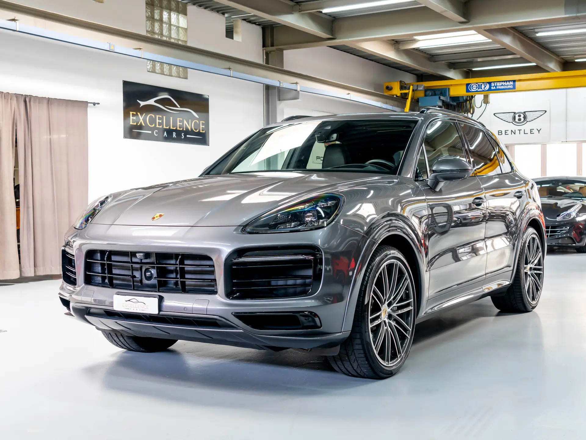 Porsche Cayenne GTS 2021 — SUV sportif 460 ch, équipement Premium FULL OPTIONS