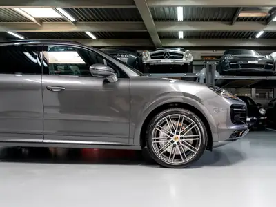 Porsche Cayenne GTS 2021 — SUV sportif 460 ch, équipement Premium FULL OPTIONS — Miniature 10