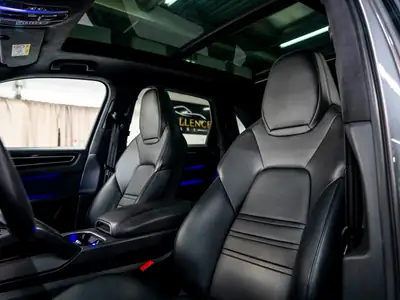 Porsche Cayenne GTS 2021 — SUV sportif 460 ch, équipement Premium FULL OPTIONS — Miniature 17